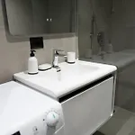 Barrikada-e Apartament