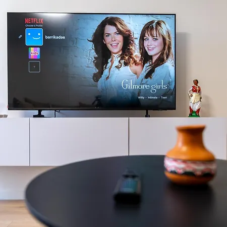 Barrikada-e Apartamento *