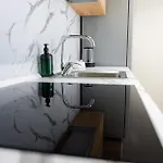 Barrikada-e Apartment