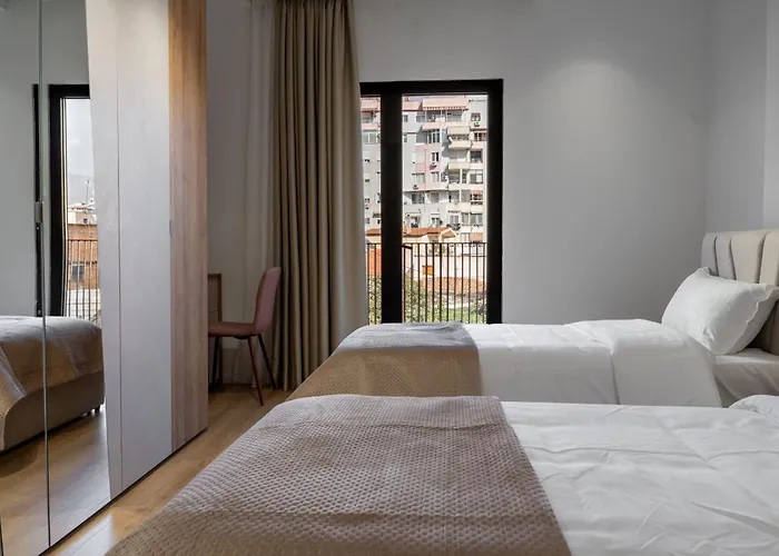 Barrikada-e Appartement Tirana